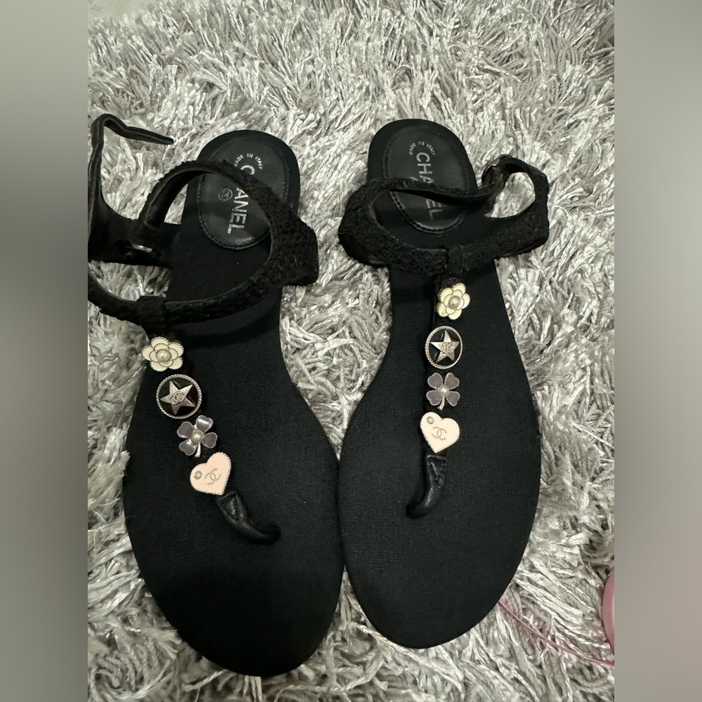 Chanel Flat sandals with charms